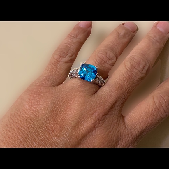 Judith Ripka ring size 8 - Picture 3 of 11